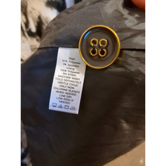 Susan Graver 2X 3 Button Jacket Black Grey White Animal Print - Picture 4 of 4